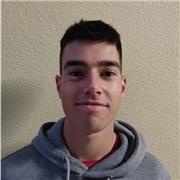 Estudiante de Ingeniería de Telecomunicaciones apasionado por la enseñanza.